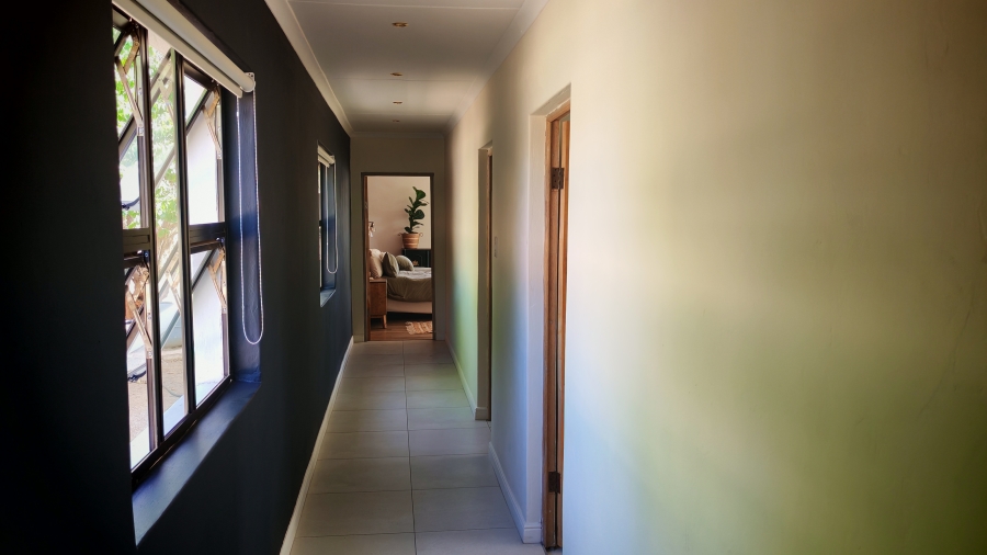 6 Bedroom Property for Sale in Middelburg Eastern Cape